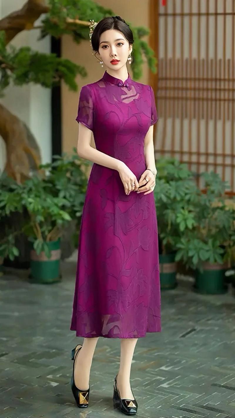 2025新澳门彩历史记录和考生爸爸穿旗袍送考与考生爸爸穿旗袍送考生礼物